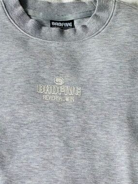 Li-Ning BADFIVE “Reversal Win” Size Small Heather Grey Crewneck Sweatshirt